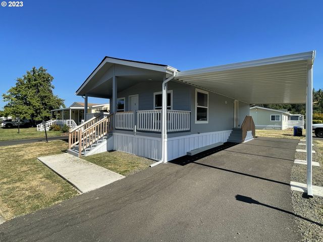 1200 E  Central Ave  #80, Sutherlin, OR 97479