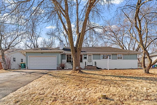 6425 38th Ave N, Crystal, MN 55427