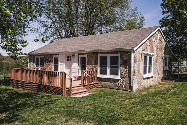 9540 County Road 7190, Pottersville, MO 65790