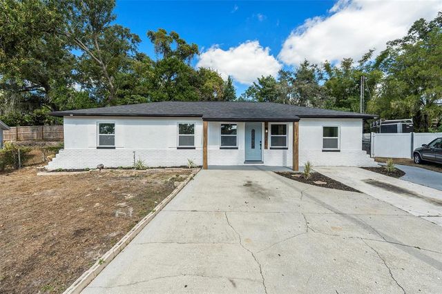 7106 Lynwood Dr, Tampa, FL 33637