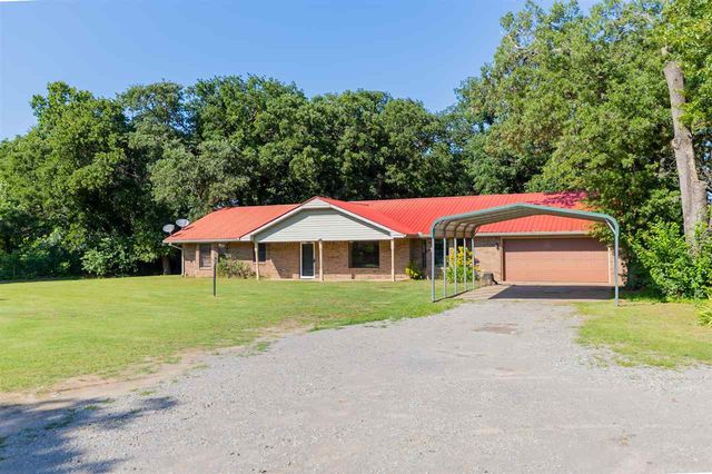 110 N  Timberline Dr, Perkins, OK 74059