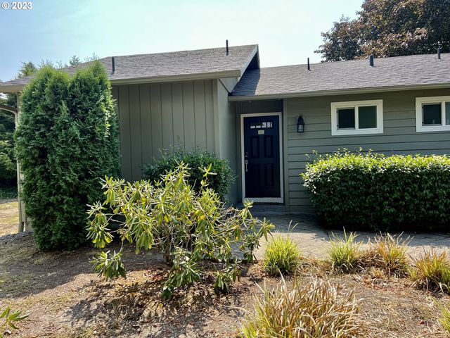 1940 NW 143rd Ave #85, Portland, OR 97229