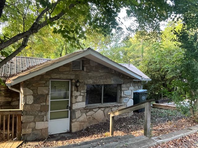 203 Ray St, Waynesville, NC 28786