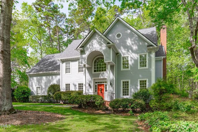 102 Ellsworth Pl, Chapel Hill, NC 27516