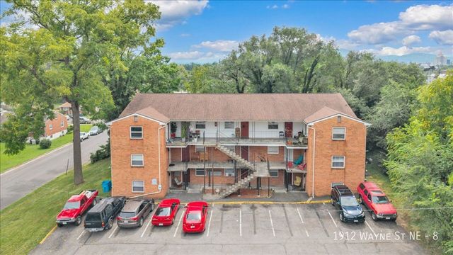 1912 Wayne St NE #8, Roanoke, VA 24012