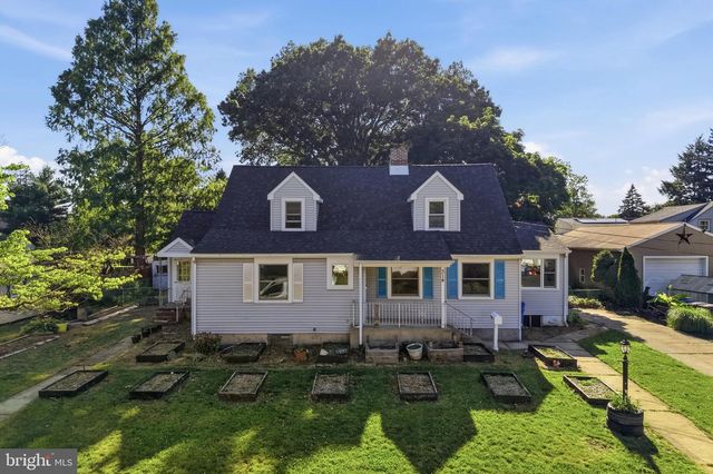 314 S  Lippincott Ave, Maple Shade, NJ 08052