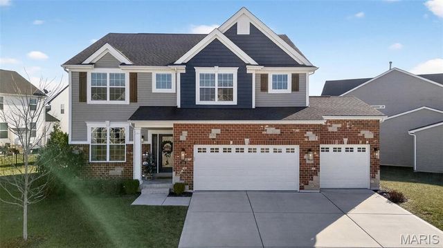 396 Haycastle Dr, Lake Saint Louis, MO 63367