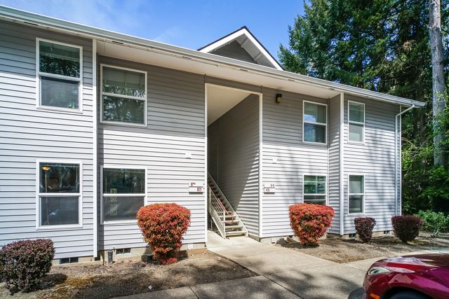 1652 SE Crystal Lake Dr, Corvallis, OR 97333