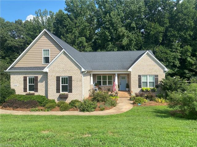 natea☺︎ 5968 Fred East Ln, Pleasant Garden, NC 27313 - See Est. Value