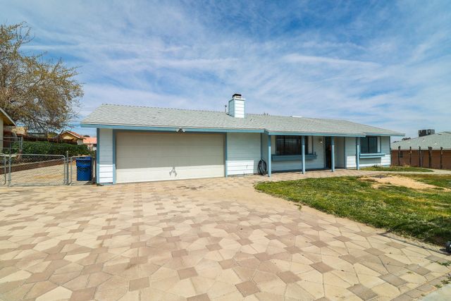 16415 Stagecoach Ave, Lake Los Angeles, CA 93591
