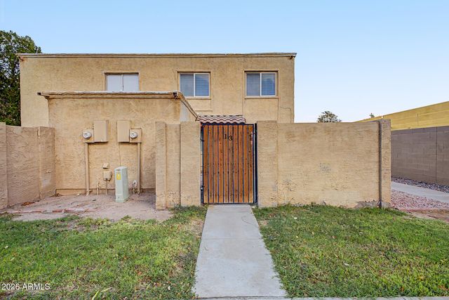 948 S ALMA SCHOOL Road #13, Mesa, AZ 85210
