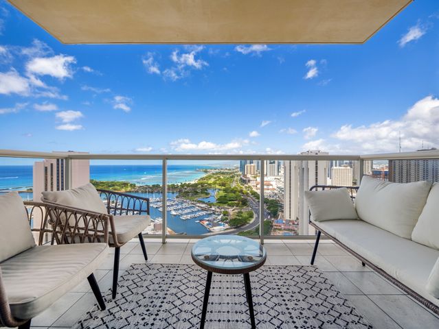 Dirección no revelada, Honolulu, HI 96815