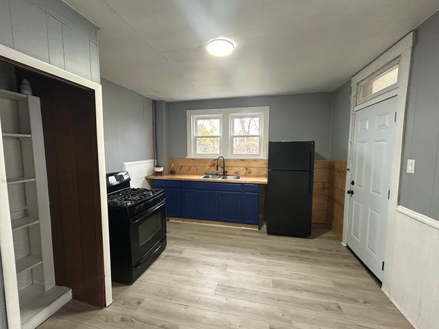 104 Oak St, Cumberland, MD 21502