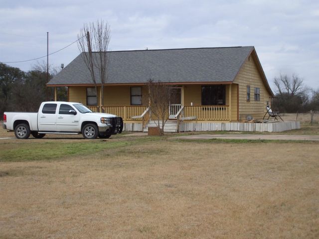 2585 County Road 305, Jarrell, TX 76537