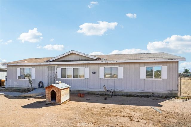 10992 Tecopa Rd, Apple Valley, CA 92307