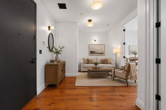 237 Kent Ave #2F, Brooklyn, NY 11249