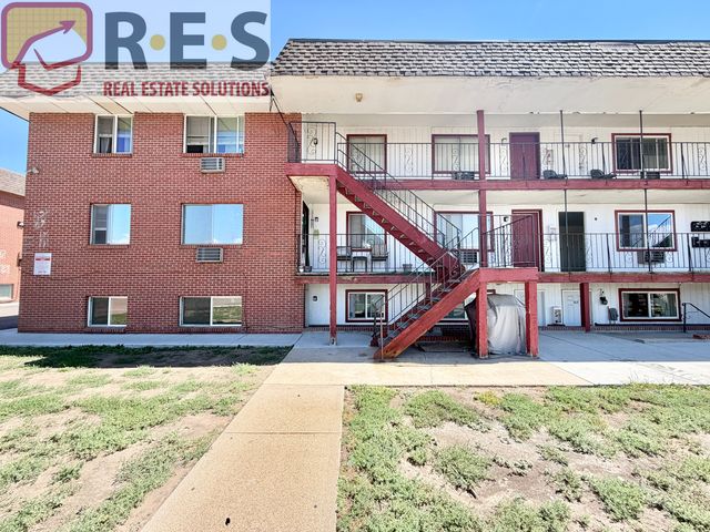 1090 S  Eliot St #101, Denver, CO 80219