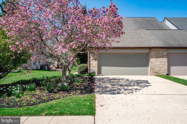5 Steeplechase Rd, Wilmington, DE 19808