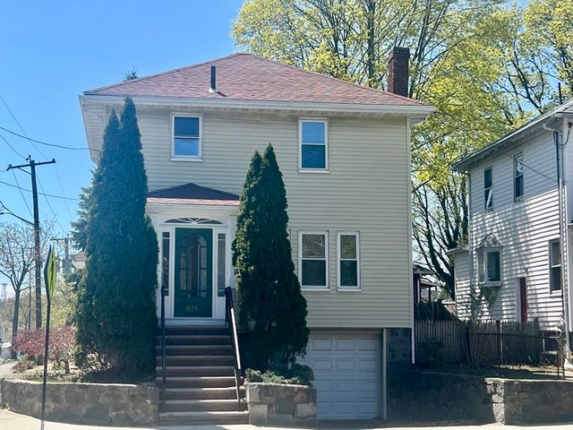 616 Adams St #1, Quincy, MA 02169