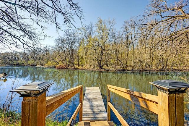 10777 70th St, Clear Lake, MN 55319