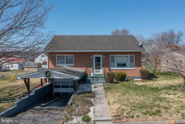 49 Somerville Ave, Cumberland, MD 21502