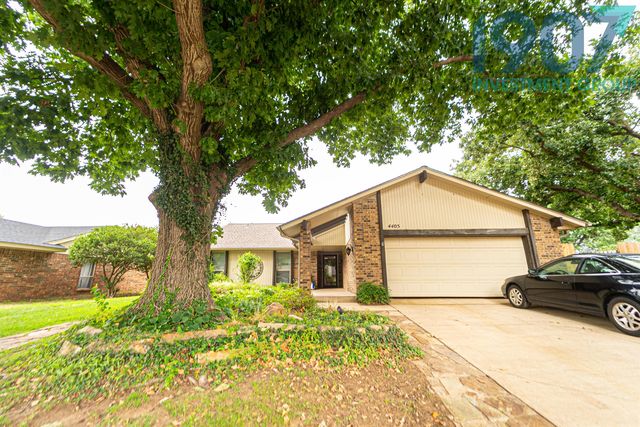 4405 Manchester Ct, Norman, OK 73072