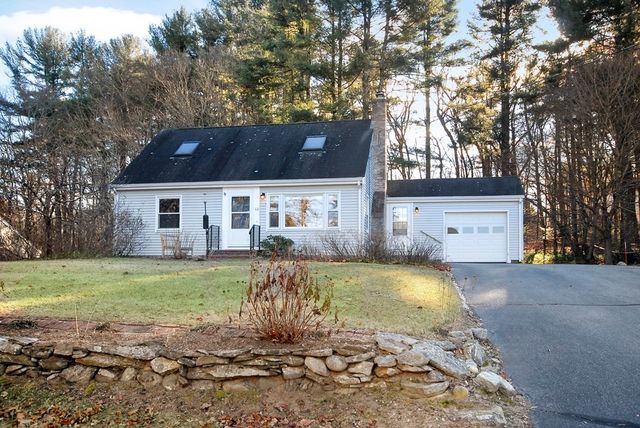 82 Powers Rd, Concord, MA 01742