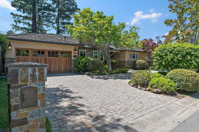 928 Altos Oaks Dr, Los Altos, CA 94024