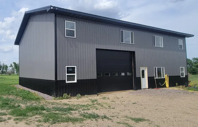 38390 133rd St, Groton, SD 57401