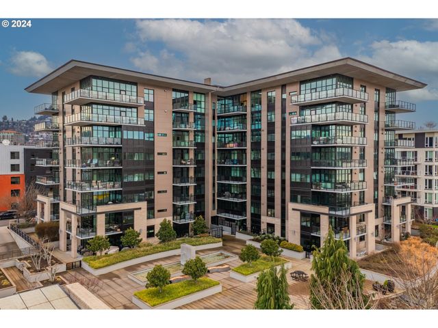 1830 NW Riverscape St #502, Portland, OR 97209