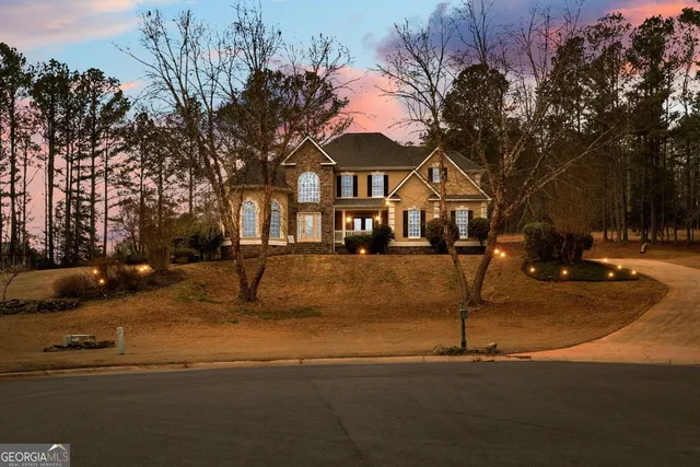 113 Glenn Eagle Point, Lagrange, GA 30241