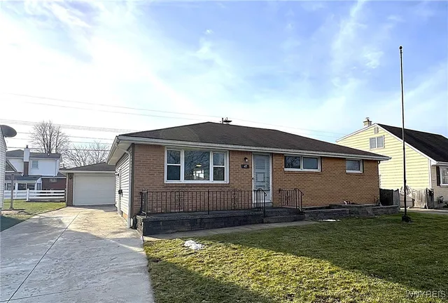 47 Temple Dr, Cheektowaga, NY 14225