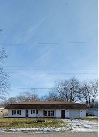 3289 Bowman Rd, Bay City, MI 48706
