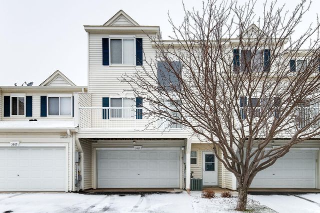 3867 Abercrombie Ln, Stillwater, MN 55082