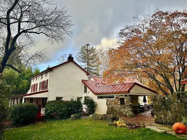 1820 Sheeder Mill Rd, Spring City, PA 19475