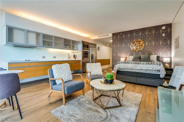 3722 Las Vegas Blvd S, Las Vegas, NV 89158