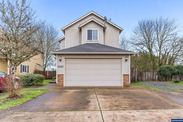 3687 Kendra St, Eugene, OR 97404