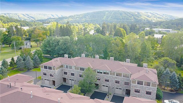 13 Ellicottvillas, Unit, NY 14731