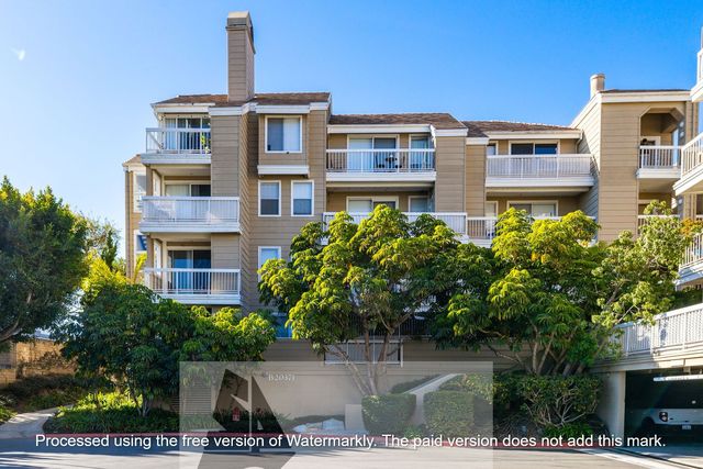 20371 Bluffside Cir #407, Huntington Beach, CA 92646