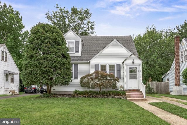 3 Rhode Island Ave, Cherry Hill, NJ 08002