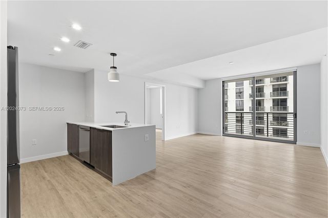 697 N  Miami Ave #1810, Miami, FL 33136