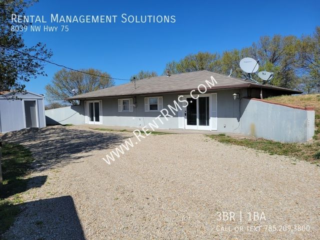 8039 NW Northwest Rd #75, Topeka, KS 66618