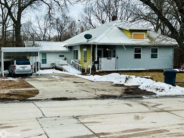 303 W  3rd St, Lamoni, IA 50140