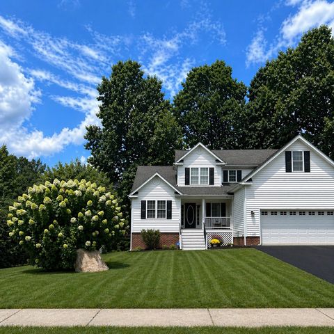 13012 Foggy Mill Dr, Midlothian, VA 23112