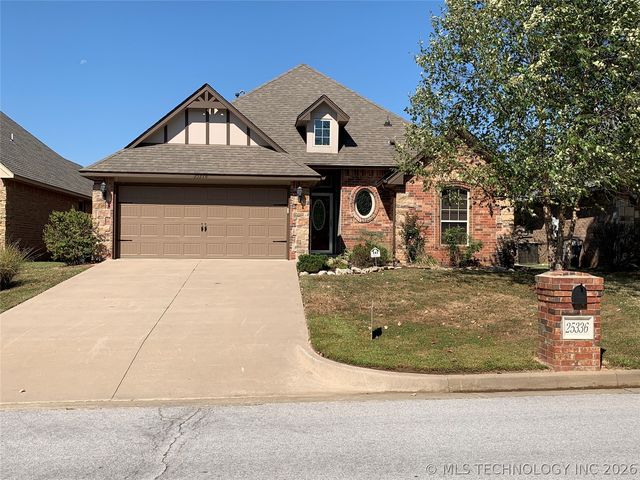 25336 Stonebridge Pkwy, Claremore, OK 74019