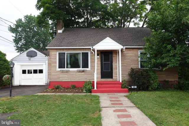 412 N  Ambler St, Quakertown, PA 18951