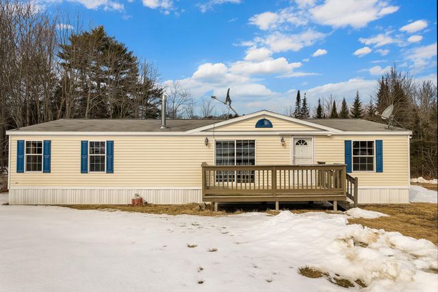 27 Mountain Road, Wiscasset, ME 04578