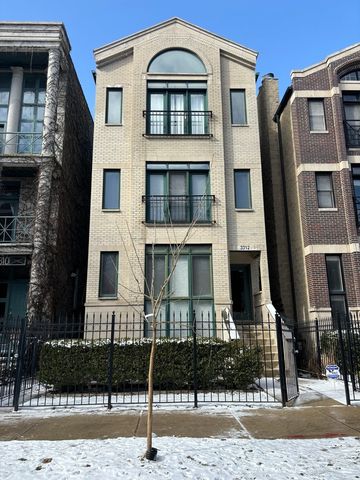 3312 N  Clifton Ave #3, Chicago, IL 60657