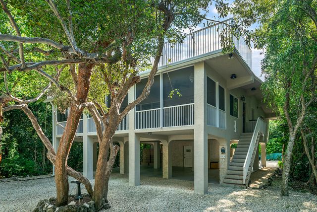 13 Flamingo Hammock Rd, Islamorada, FL 33036