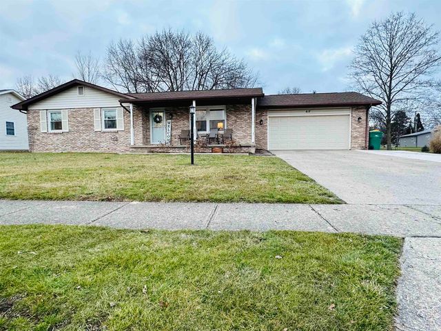 418 Holiday Dr, Greentown, IN 46936